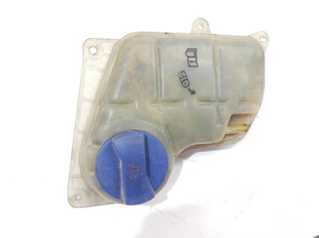 Zbiorniczek wyrównawczy układu chłodzenia 8D0121403L VAG