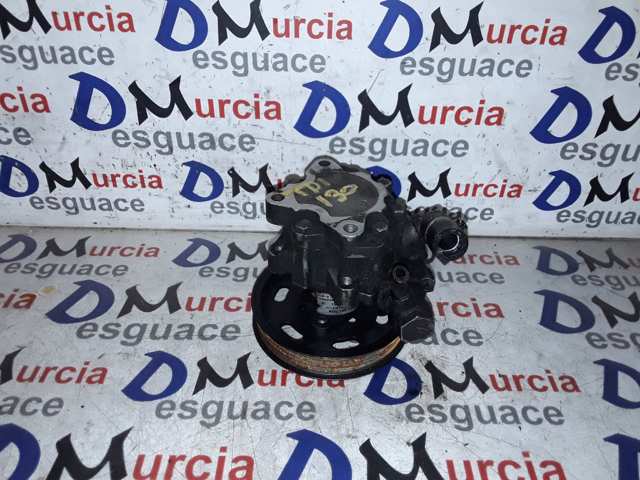 Pompa wspomagania hydraulicznego kierownicy 8D0145155Q VAG