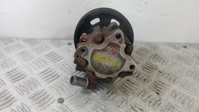 Pompa wspomagania hydraulicznego kierownicy 8D0145155Q VAG