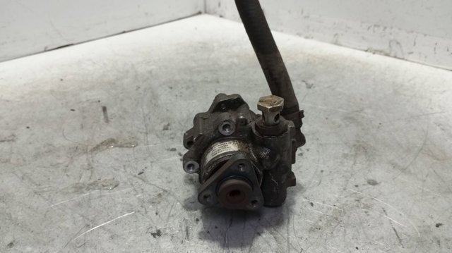 Pompa wspomagania hydraulicznego kierownicy 8D0145156 VAG