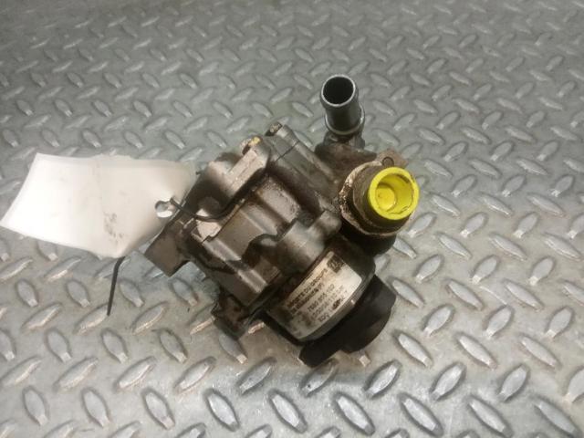 Pompa wspomagania hydraulicznego kierownicy 8D0145156T VAG