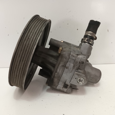 Pompa wspomagania hydraulicznego kierownicy 8D0145156X VAG