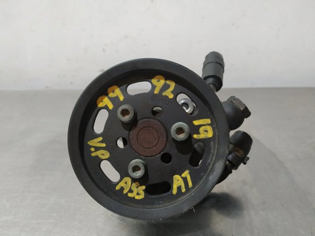 Pompa wspomagania hydraulicznego kierownicy 8D0145177 VAG