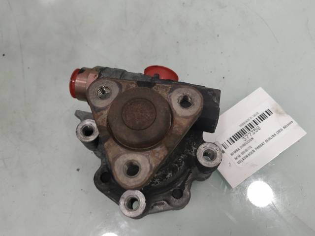 Pompa wspomagania hydraulicznego kierownicy 8D0145177Q VAG