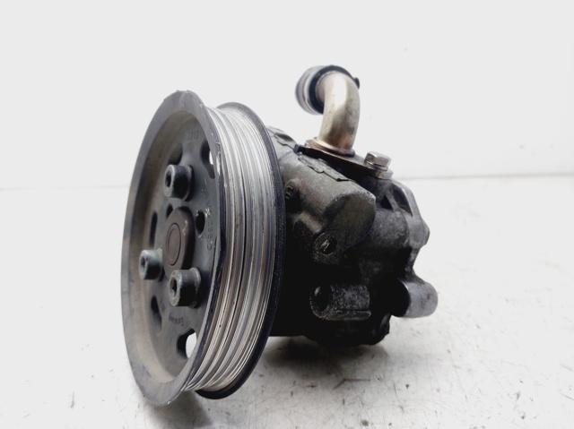 Pompa wspomagania hydraulicznego kierownicy 8D0145177Q VAG