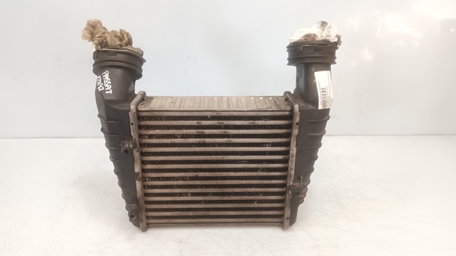 Chłodnica intercoolera 8D0145805C VAG