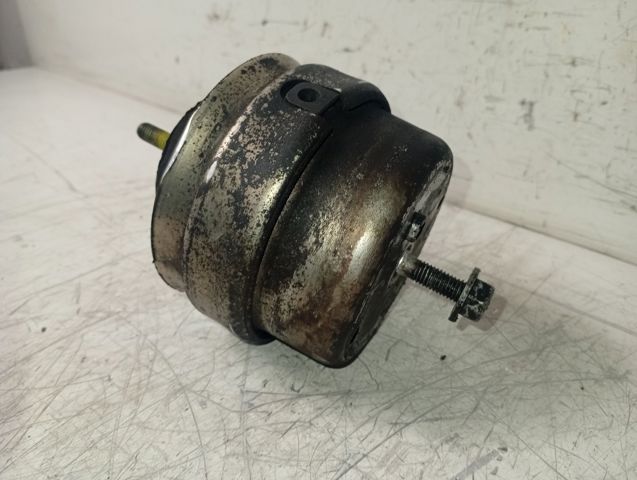 Poduszka (podpora) silnika prawa 8D0199382AE VAG