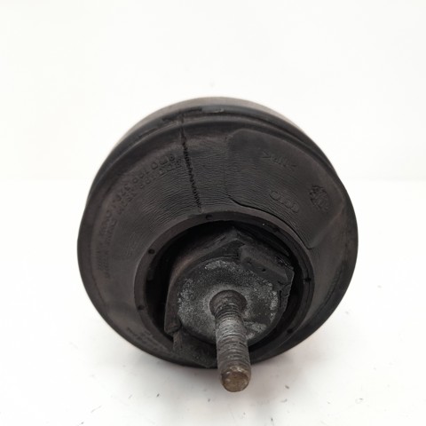 Poduszka (podpora) silnika prawa 8D0199382M VAG