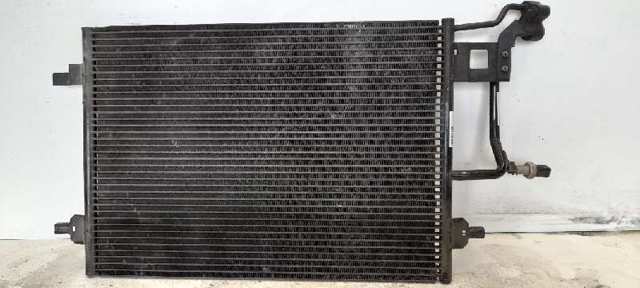 Chłodnica klimatyzacji 8D0260403G VAG