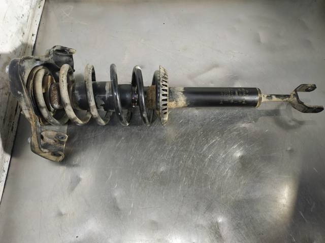 Amortyzator przedni 8D0413031G VAG