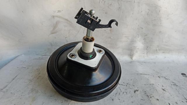 Wzmacniacz próżniowy hamulców 8D0612105F VAG