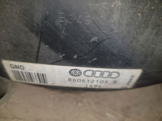 Wzmacniacz próżniowy hamulców 8D0612105F VAG