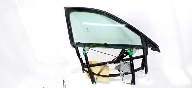 Mechanizm podnoszenia szyby drzwi przednich prawych 8D0837462 VAG