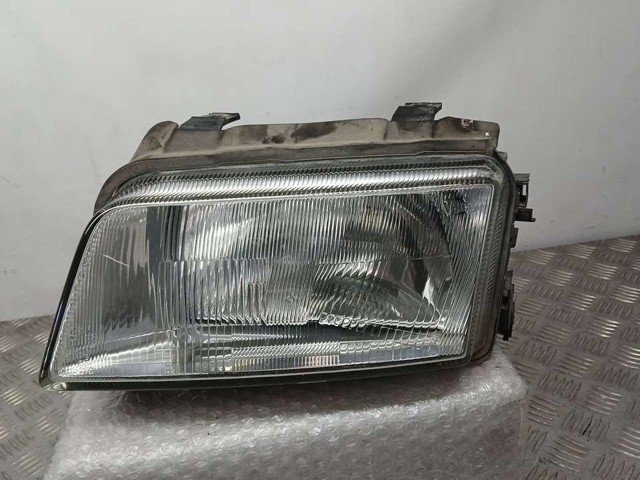 Reflektor lewy 8D0941003A VAG