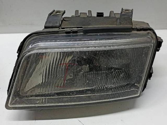 Reflektor lewy 8D0941003E VAG