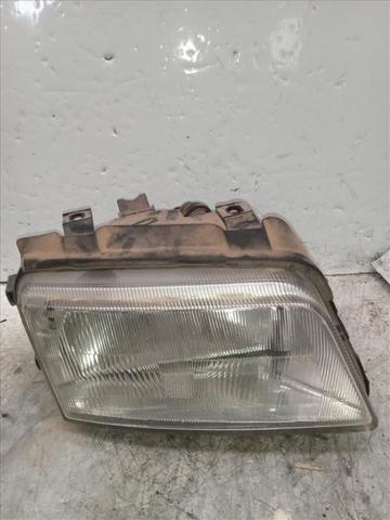 Reflektor prawy 8D0941004AK VAG