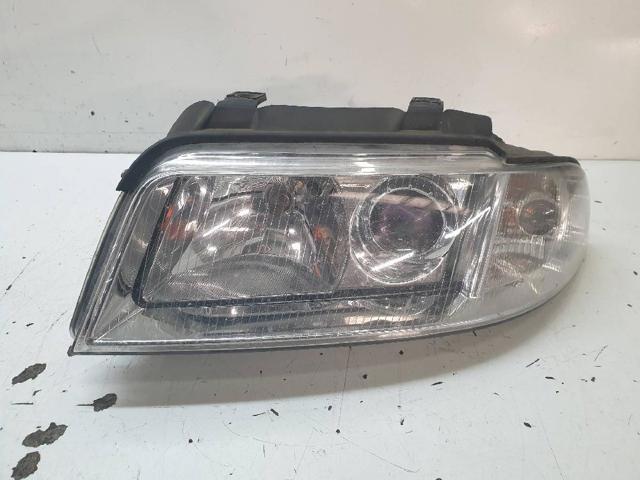Reflektor lewy 8D0941029AK VAG
