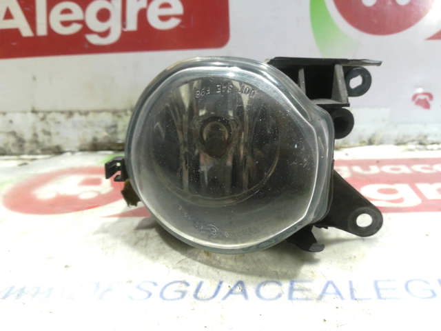 Lampa przeciwmgielna lewa 8D0941699B VAG