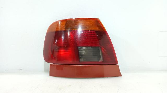 Lampa zespolona tylna lewa 8D0945095A VAG