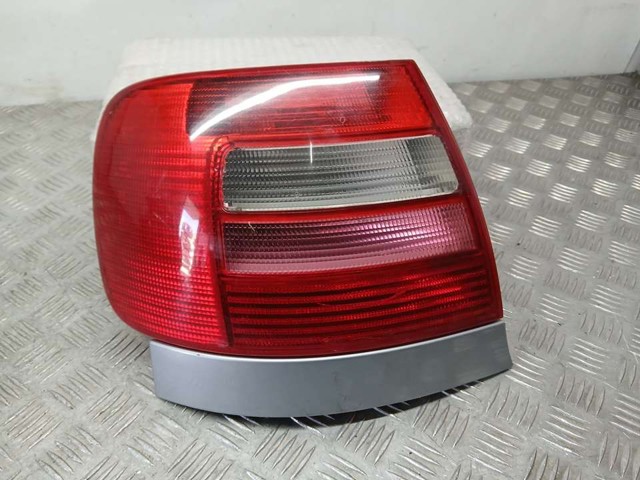 8D0945111D VAG