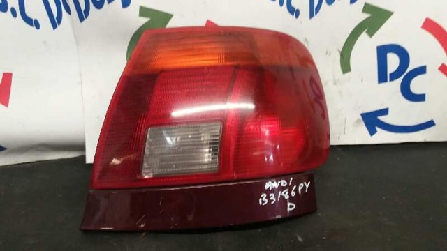 Lampa zespolona tylna prawa 8D0945112A VAG