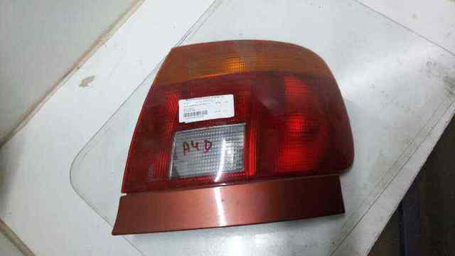 Lampa zespolona tylna prawa 8D0945112A VAG