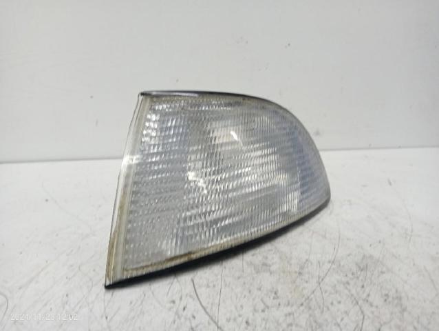 Kierunkowskaz lewy 8D0953049 VAG