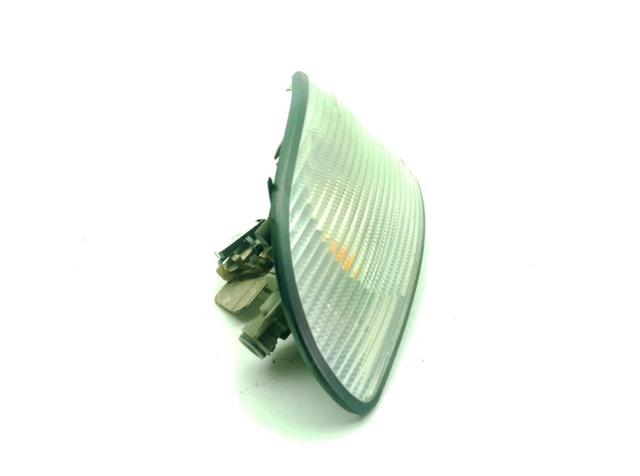 Kierunkowskaz prawy Audi A4 8D2