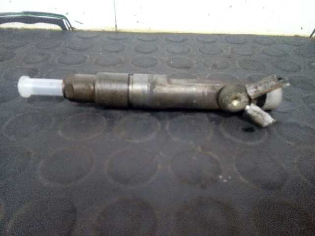 Dysza spryskiwacza szyby przedniej 8D0955987 VAG