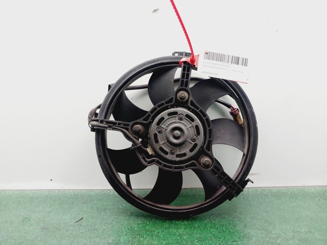 Wentylator elektryczny układu chłodzenia kompletny (silnik+wirnik) 8D0959455C VAG