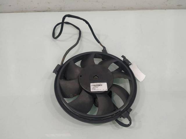 Wentylator elektryczny układu chłodzenia kompletny (silnik+wirnik) 8D0959455R VAG