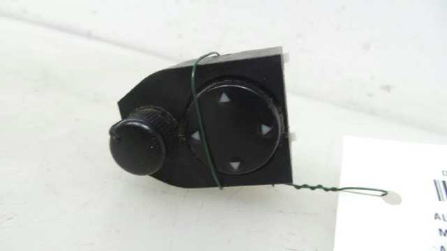 Sterownik lusterek bocznych, na drzwi 8D0959565A01C VAG