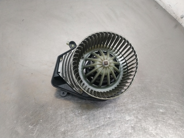 8D1820021 VAG