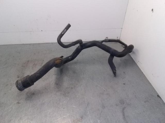 Przewód (króciec) chłodnicy górny 8E0121101 VAG