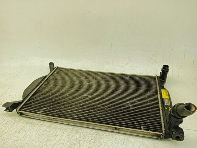 Chłodnica silnika 8E0121251A VAG