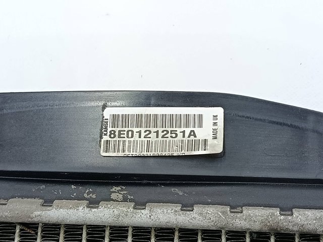 Chłodnica silnika 8E0121251A VAG