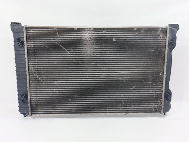 Chłodnica silnika 8E0121251L VAG