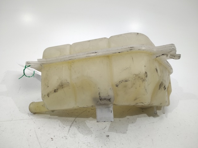 Zbiorniczek wyrównawczy układu chłodzenia 8E0121403 VAG