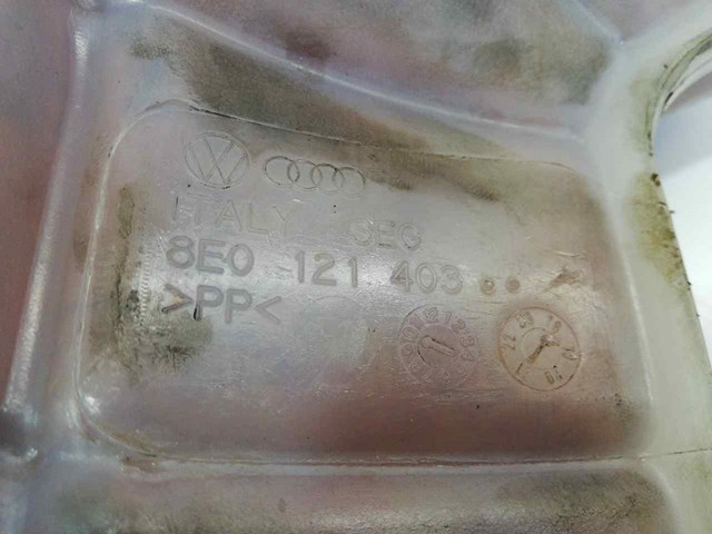 Zbiorniczek wyrównawczy układu chłodzenia 8E0121403 VAG