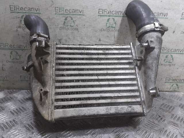 Chłodnica intercoolera 8E0145806D VAG
