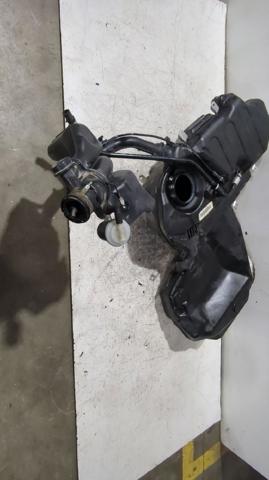 Zbiornik paliwa do Audi A4 8E5
