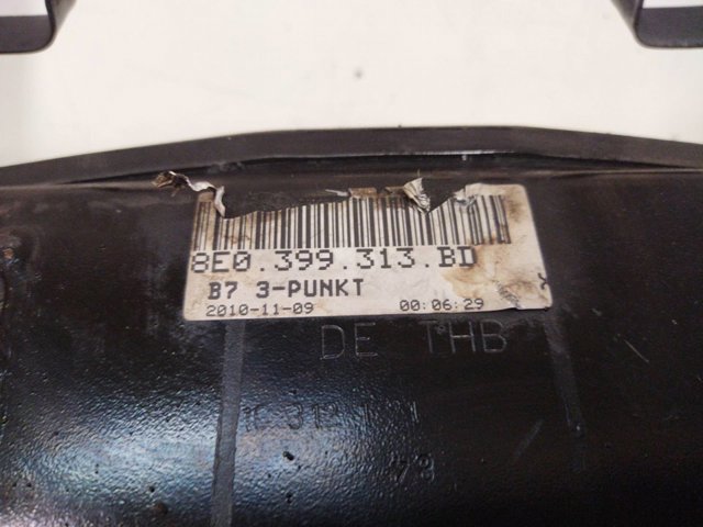 Korpus osi przedniej Audi A4 8E2