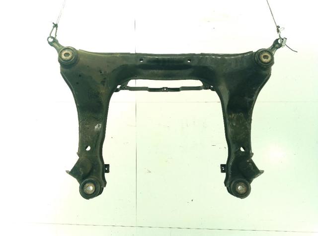 Korpus osi przedniej Audi A4 8E2