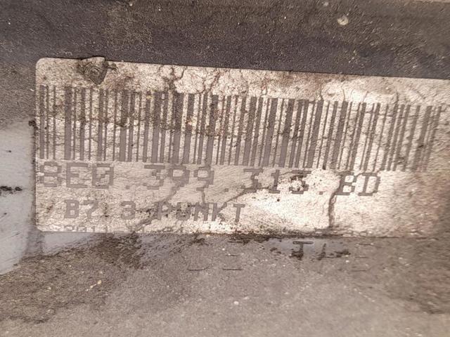 Korpus osi przedniej Audi A4 8E2