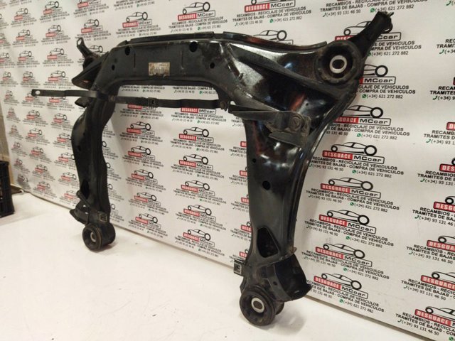 Korpus osi przedniej Audi A4 8E2