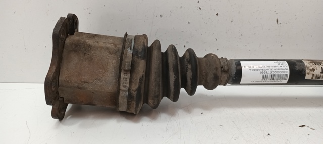 Półoś napędowa przednia 8E0407271T VAG