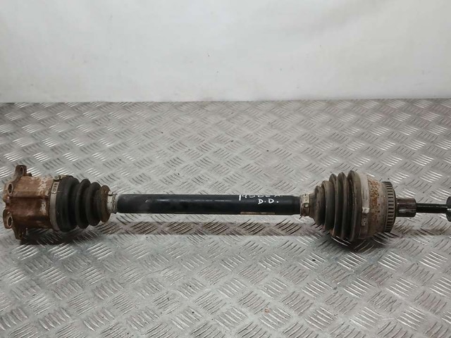 Półoś napędowa przednia prawa 8E0407272AT VAG