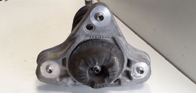 Amortyzator przedni 8E0413031BE VAG