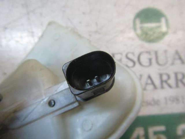 8E0611021B VAG