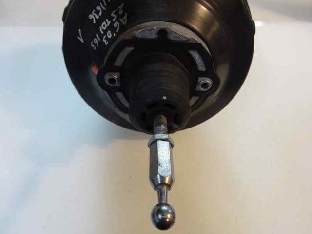 Wzmacniacz próżniowy hamulców 8E0612105N VAG